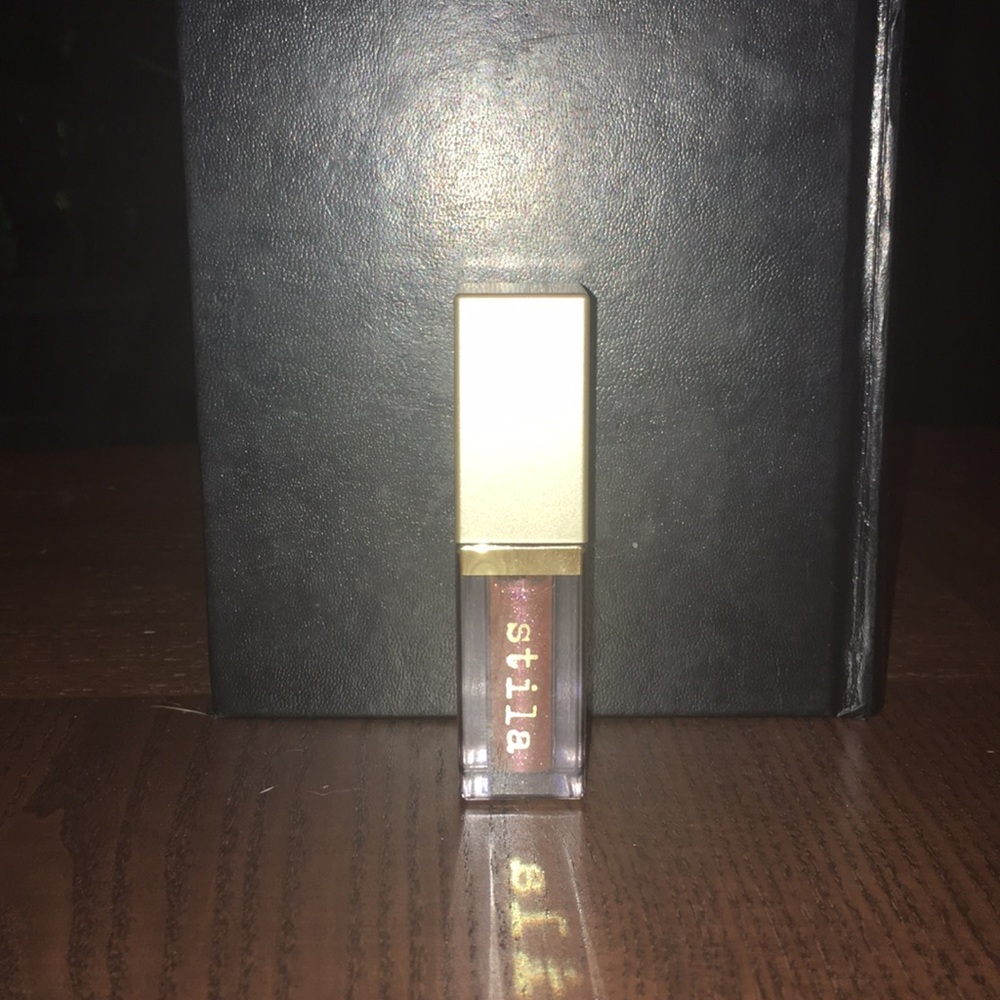 Stila Painted Lady Highlighter